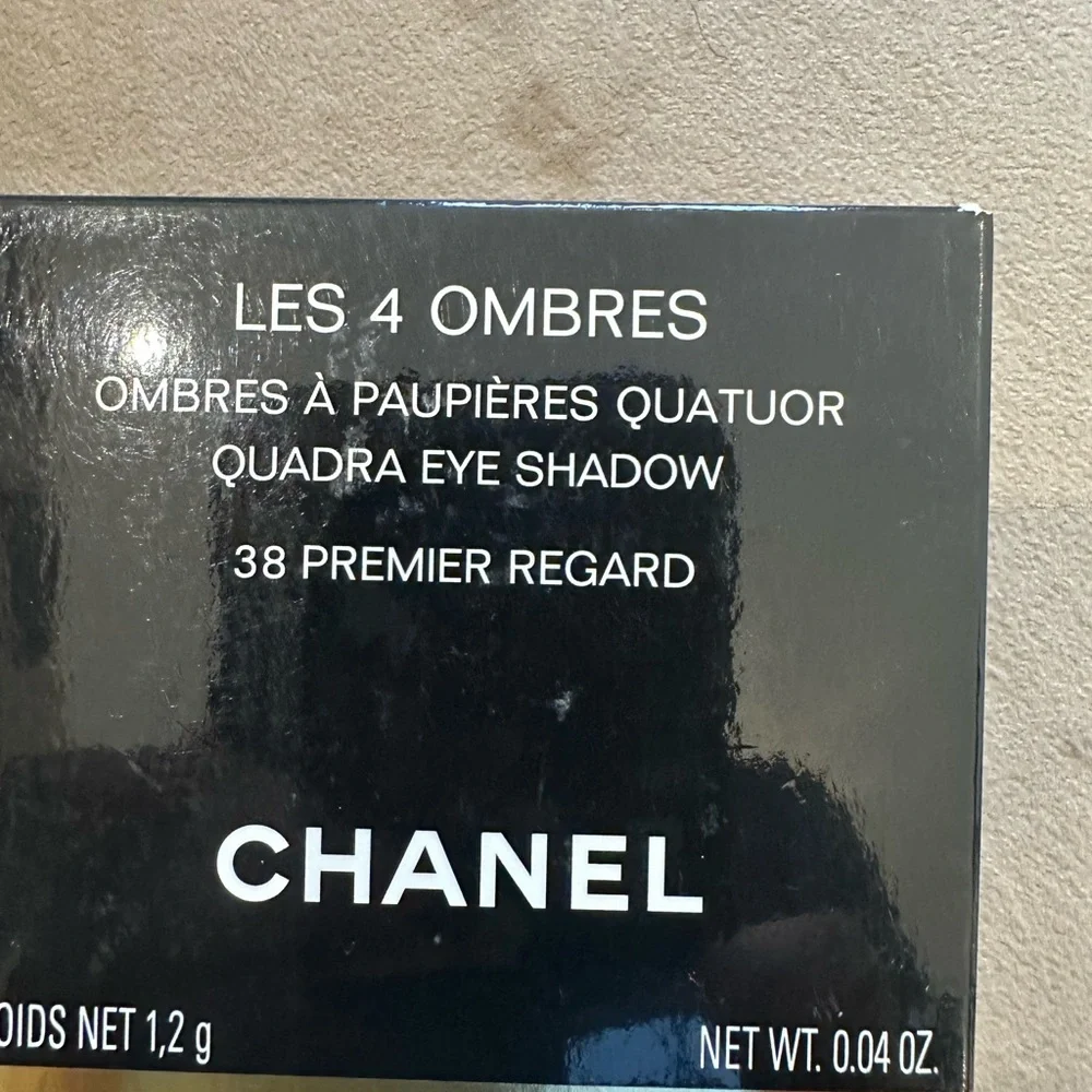 Chanel Les 4 Ombres Quadra Eye Shadow - 38 Premier Regard - Picture 3 of 8